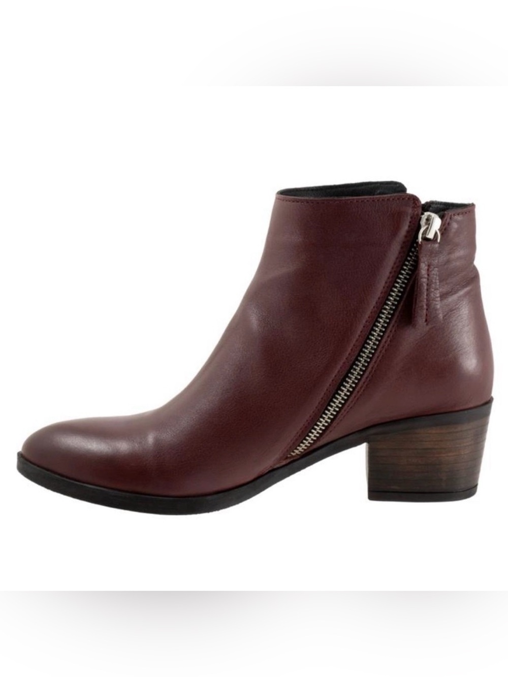 NWT BUENO Brand CAMILA Boot in Merlot